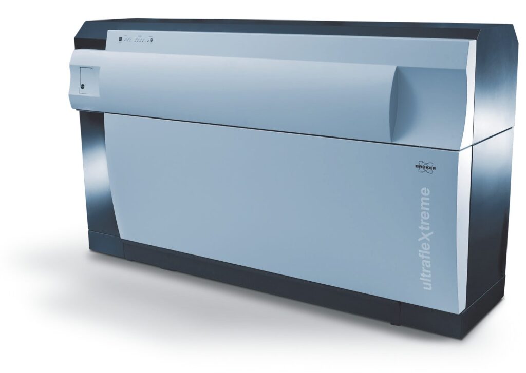 Spektrometr mas MALDI-TOF/TOF ultrafleXtreme firmy Bruker